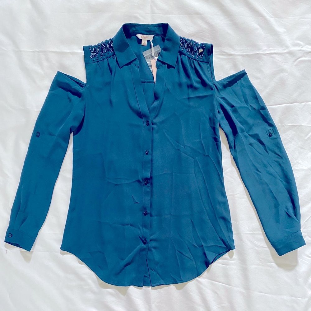 NWT Candies Cold Shoulder Shirt